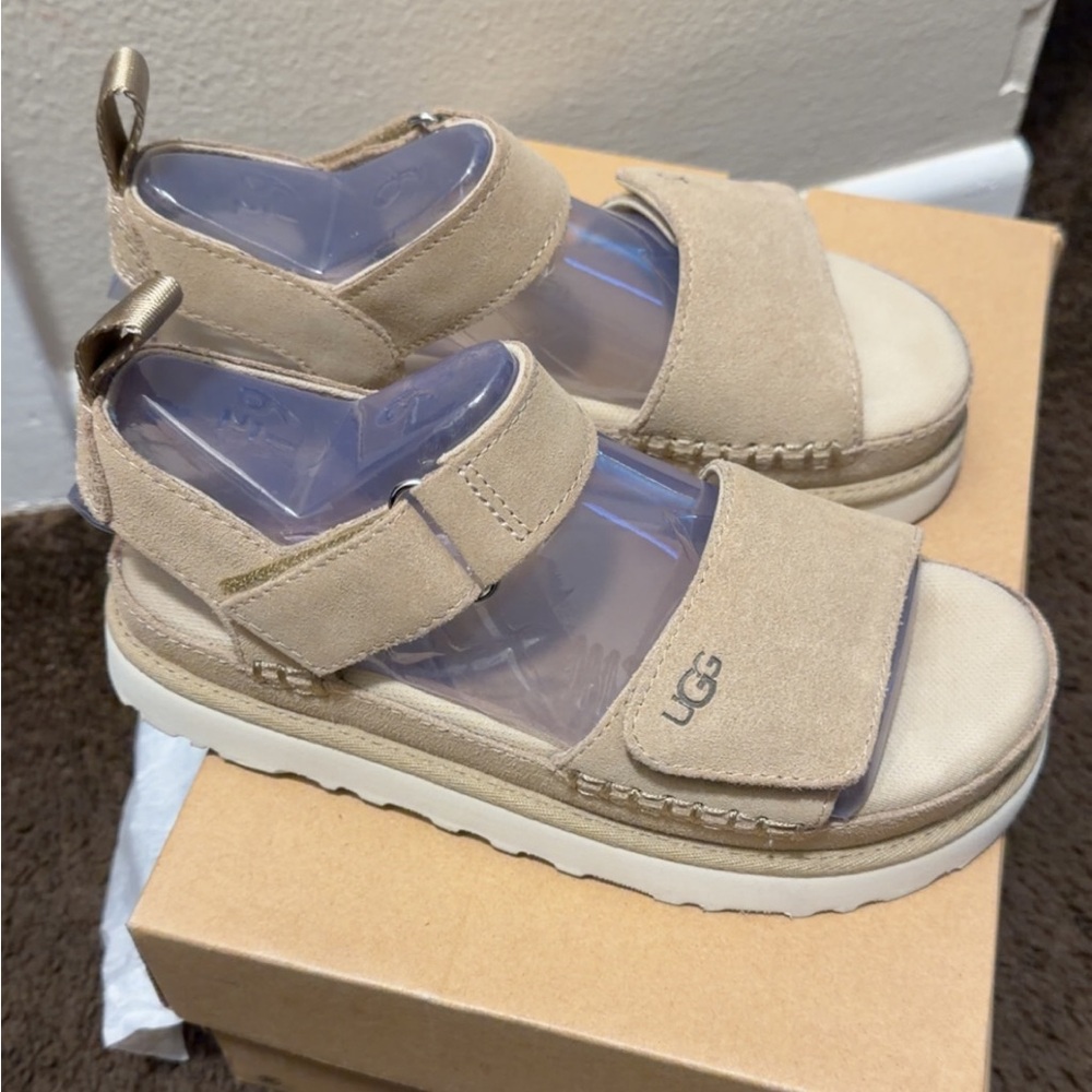 UGG Goldenstar Beige Sandals